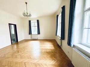 Pronájem bytu 3+1, Praha, 135 m2