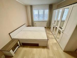 Pronájem bytu 2+1, Lovosice, Palackého, 65 m2