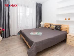 Pronájem bytu 4+kk, Praha - Podolí, Na hřebenech I, 160 m2