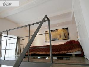 Pronájem bytu 1+kk, Praha - Smíchov, Hořejší nábřeží, 32 m2
