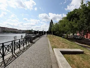 Pronájem bytu 1+kk, Praha - Smíchov, Hořejší nábřeží, 34 m2