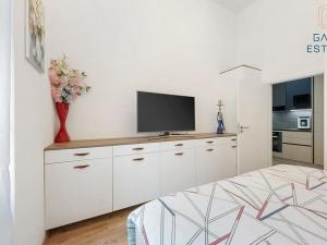 Prodej bytu 2+kk, Křížkový Újezdec, 46 m2
