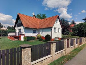 Pronájem rodinného domu, Hradištko, Essenská, 110 m2