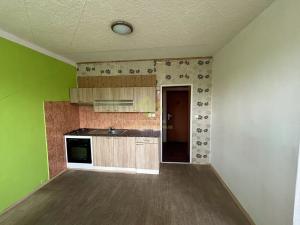Pronájem bytu 1+1, Rokycany, Vokáčova, 35 m2