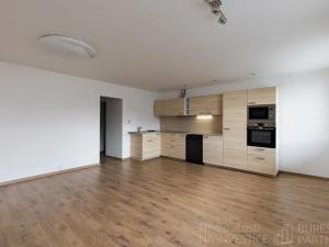 Pronájem bytu 3+kk, Praha - Hostivař, Chudenická, 72 m2