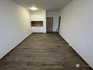 Pronájem bytu 1+kk, Praha - Modřany, Semická, 29 m2