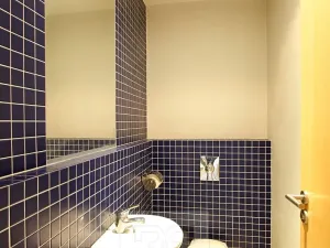 Pronájem bytu 1+kk, Praha - Karlín, Kollárova, 43 m2
