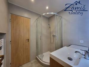 Pronájem bytu 3+1, Unhošť, Wolkerova, 65 m2