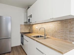 Pronájem bytu 1+kk, Praha - Hlubočepy, Miloše Havla, 30 m2