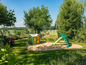 Prodej rodinného domu, Kvítkovice, 580 m2