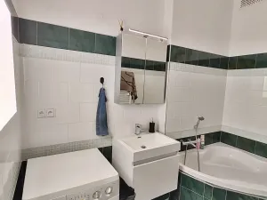 Prodej bytu 2+1, Praha - Vršovice, Vršovická, 62 m2