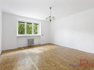 Prodej bytu 2+1, Ostrov, Luční, 61 m2