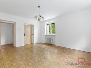 Prodej bytu 2+1, Ostrov, Luční, 61 m2