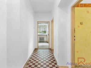 Prodej bytu 2+1, Ostrov, Luční, 61 m2