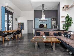 Pronájem bytu 3+kk, Praha - Vršovice, Turkmenská, 84 m2