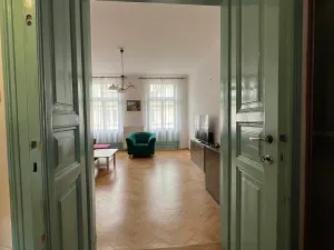 Prodej bytu 2+1, Praha, Navrátilova, 63 m2