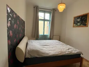 Prodej bytu 2+1, Praha, Navrátilova, 63 m2