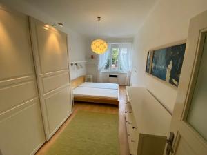 Pronájem bytu 2+kk, Praha - Strašnice, Černokostelecká, 52 m2