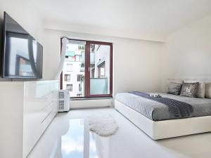 Pronájem bytu 3+kk, Praha - Karlín, Rohanské nábřeží, 128 m2