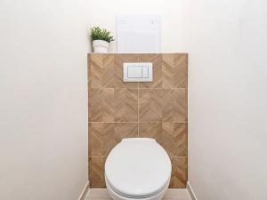 Prodej bytu 3+kk, Praha - Malešice, Počernická, 58 m2