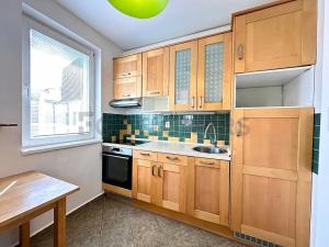 Pronájem bytu 2+1, Praha - Libeň, Na Dědince, 42 m2