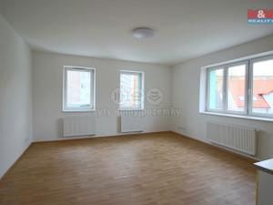 Pronájem bytu 1+kk, Hradec Králové - Slezské Předměstí, Bratří Štefanů, 37 m2