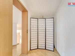 Prodej bytu 3+kk, Šestajovice, Komenského, 78 m2