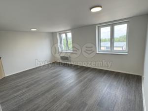 Pronájem bytu 1+kk, Louny, Husova, 38 m2