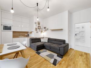 Pronájem bytu 2+kk, Praha - Libeň, Lihovarská, 46 m2