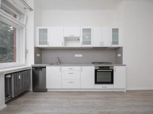 Pronájem bytu 3+kk, Praha - Malá Strana, Újezd, 77 m2