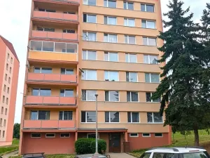 Prodej bytu 3+1, Bílina, Čapkova, 66 m2
