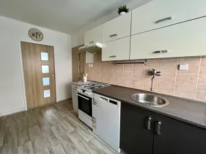 Prodej bytu 3+1, Nové Strašecí, Husova, 74 m2