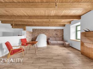 Prodej vícegeneračního domu, Počítky, 424 m2