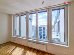 Pronájem bytu 2+kk, Praha - Libeň, Červená báň, 57 m2
