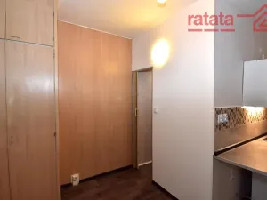 Pronájem bytu 2+1, Chomutov, Dřínovská, 60 m2