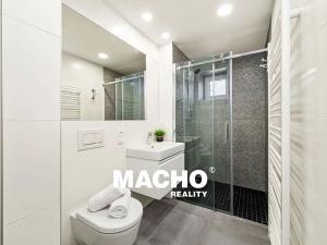 Pronájem bytu 3+1, Praha - Vršovice, Na křivce, 97 m2