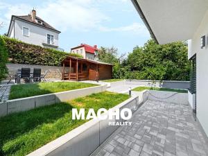 Pronájem bytu 3+1, Praha - Vršovice, Na křivce, 97 m2