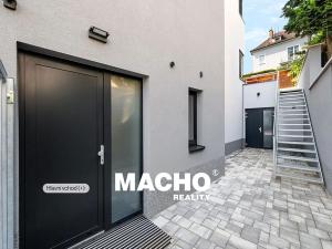 Pronájem bytu 3+1, Praha - Vršovice, Na křivce, 97 m2