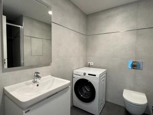 Pronájem bytu 2+kk, Praha - Háje, Výstavní, 55 m2