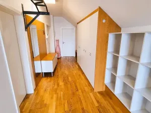Pronájem bytu 2+kk, Praha - Dejvice, Lindleyova, 57 m2