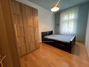 Pronájem bytu 3+kk, Praha - Žižkov, U božích bojovníků, 60 m2