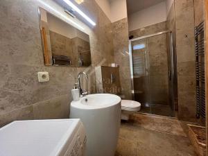 Pronájem bytu 3+kk, Praha - Žižkov, U božích bojovníků, 60 m2