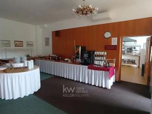 Pronájem restaurace, Františkovy Lázně, Nezvalova, 120 m2