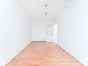 Prodej bytu 3+1, Praha - Stodůlky, Bellušova, 81 m2
