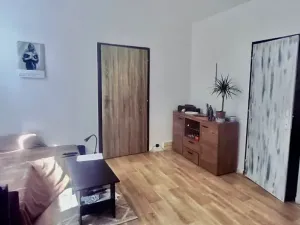 Prodej podílu bytu 2+1, Břeclav, Na Valtické, 43 m2