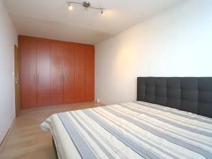 Pronájem bytu 3+kk, Praha - Žižkov, Habrová, 77 m2