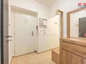 Prodej bytu 3+kk, Chrášťany, Oranžová, 69 m2