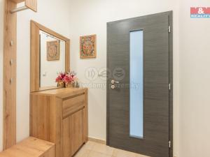 Prodej bytu 3+kk, Chrášťany, Oranžová, 69 m2