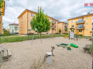 Prodej bytu 3+kk, Chrášťany, Oranžová, 69 m2