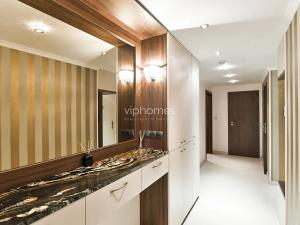 Pronájem bytu 4+1, Praha - Smíchov, Mozartova, 118 m2